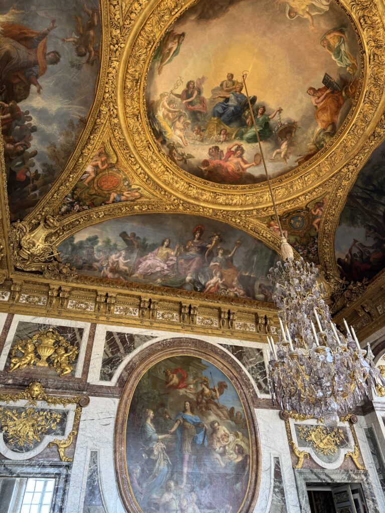 Versailles Tour